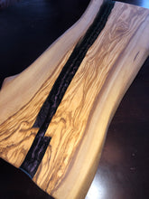 Load image into Gallery viewer, Color changing olive wood board