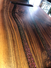 Load image into Gallery viewer, Classic walnut board with 3xcolor changing epoxy