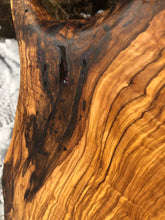 Load image into Gallery viewer, Unique Olive Wood Board