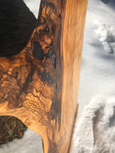Load image into Gallery viewer, Unique Olive Wood Board